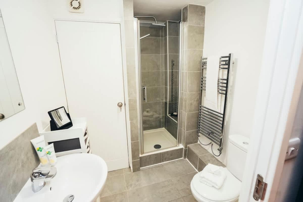 Snug 1Br Apt, Self Check In, Parking, By Derbnb Hilton  Exteriör bild
