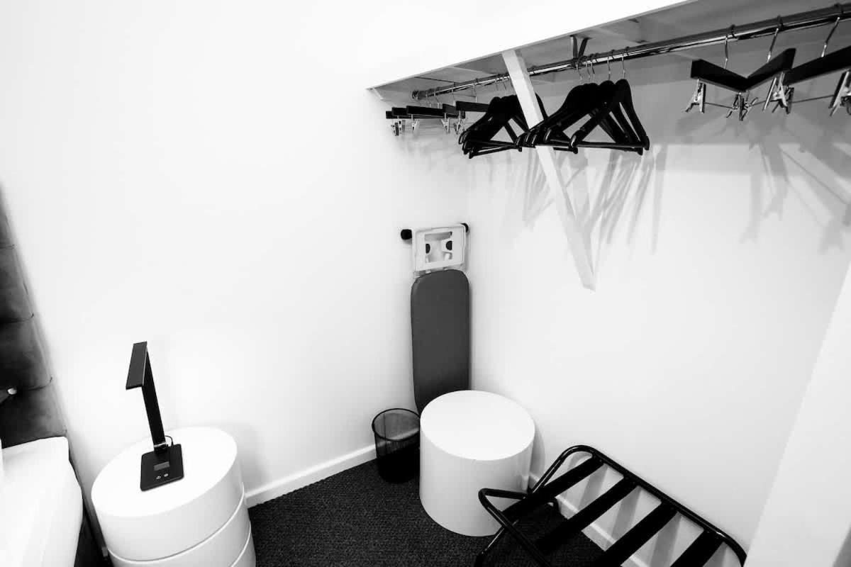 Snug 1Br Apt, Self Check In, Parking, By Derbnb Hilton  Exteriör bild